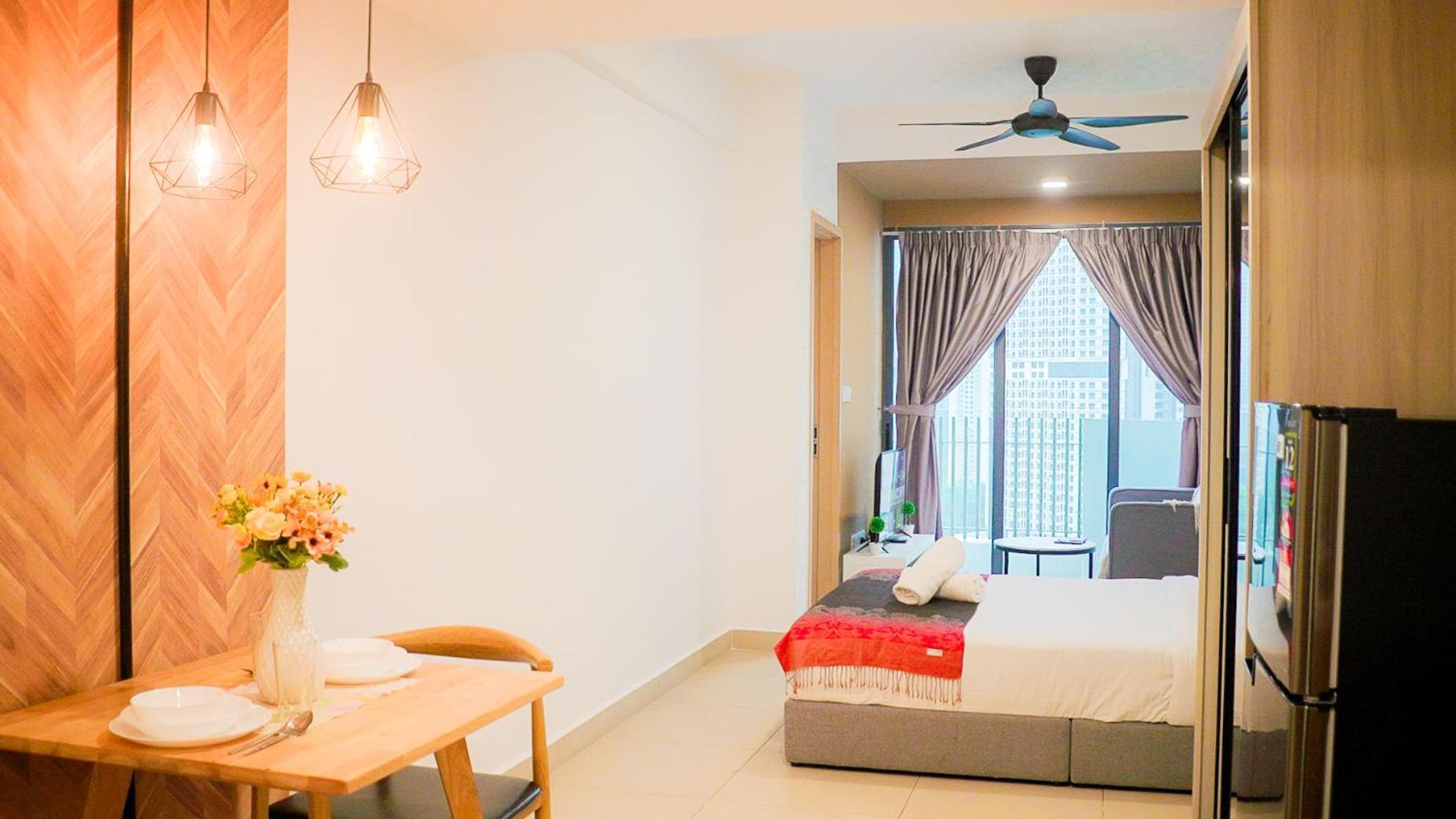 Pangsapuri The Luxe Colony Klcc View